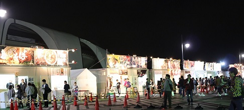 全国のラーメン屋が集まる